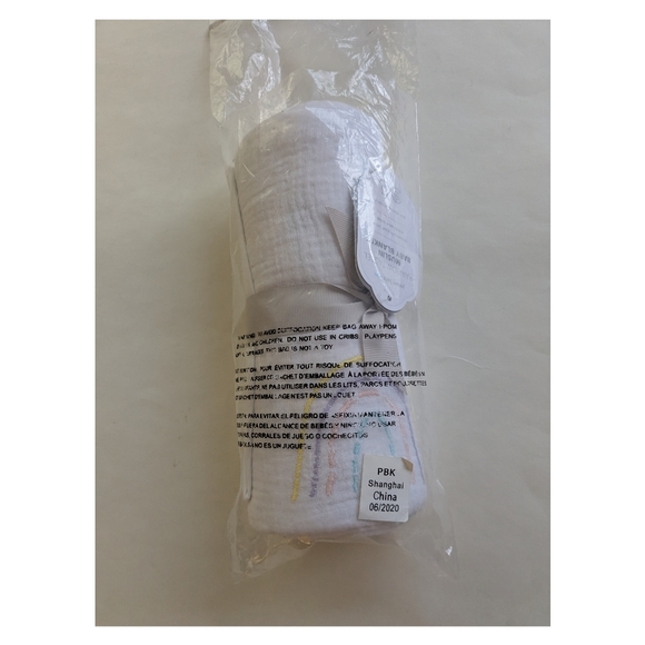 Pottery Barn Kids Rainbow Tassel Muslin Baby Blanket NWT - Picture 5 of 15